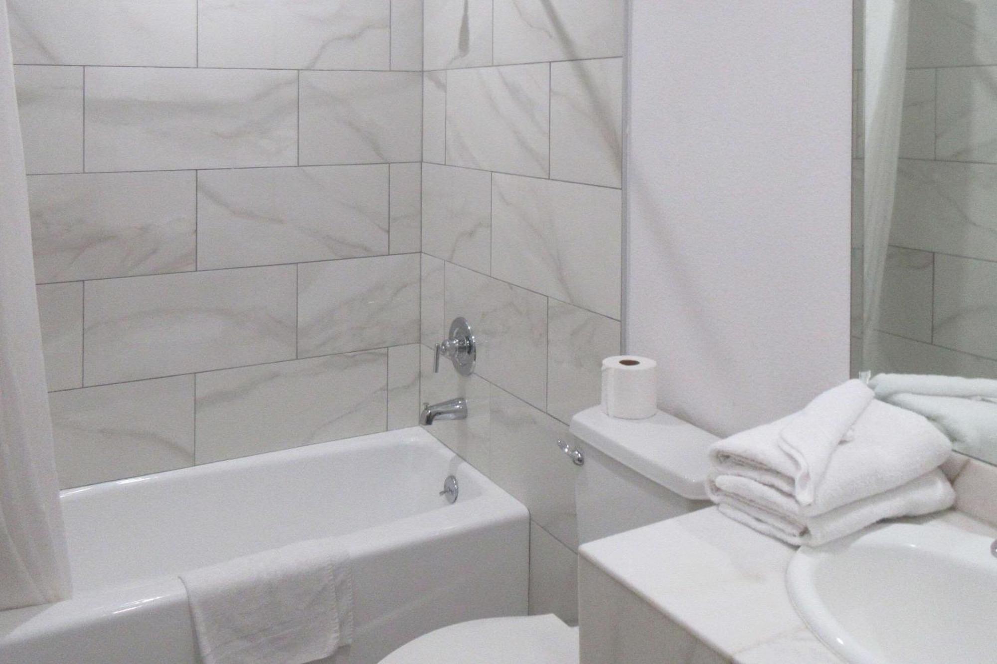 Rodeway Inn Commerce - Los Angeles Екстериор снимка